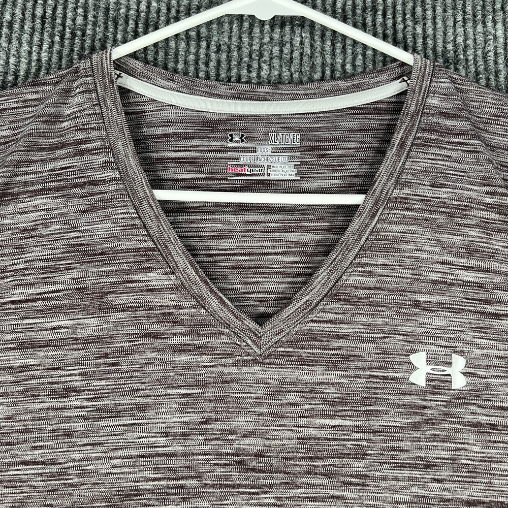 Under Armour Womens Shirt XL Extra Large Gray Short Sleeve V Neck‎ Heat Gear